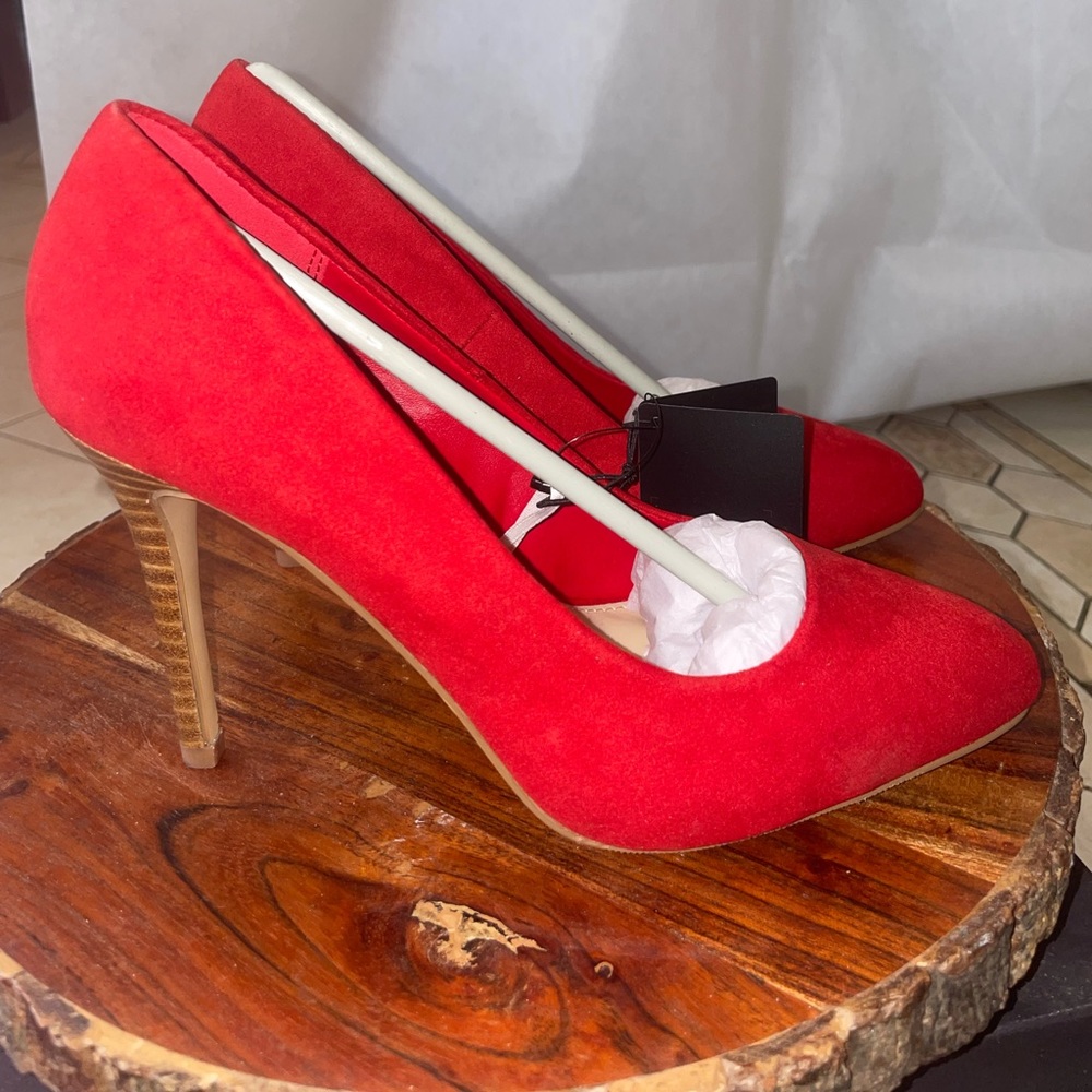 New NW Forever 21 Red Suede Bamboo 4 ‘Stiletto High Heels in Size 6